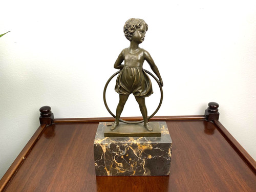 Art deco bronze sculpture girl - deco,