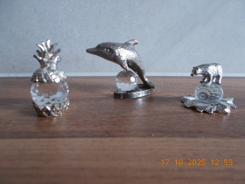 Set silver coloured - of, 3