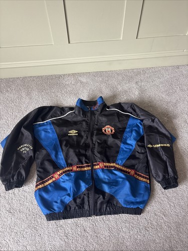 Manchester united 1996 1997 - manchester,