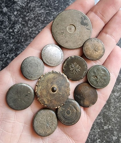 Antique georgian buttons - antique,