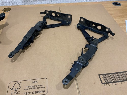 Mercedes slk bonnet hinges - mercedes,