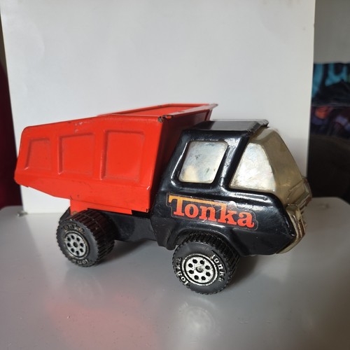 Vintage tonka tipper truck - tonka,