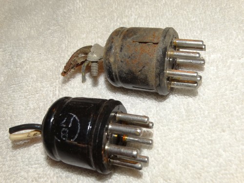 Vintage 7 pin male cable - -,
