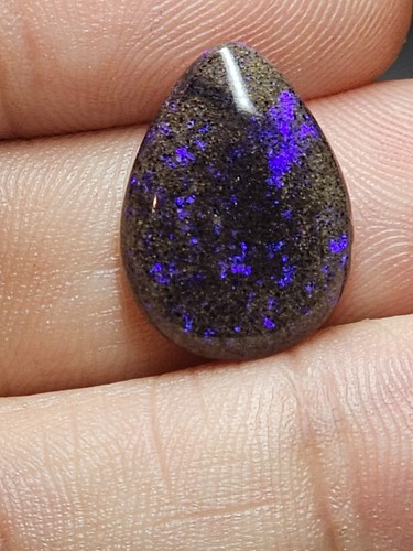 5cts andamooka australian - 6.5cts,