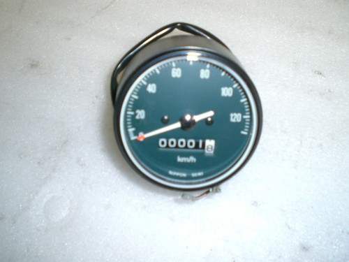 Honda 125 speedometer - b6,