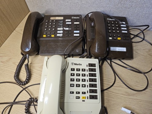 Vintage merlin telephone - bt,