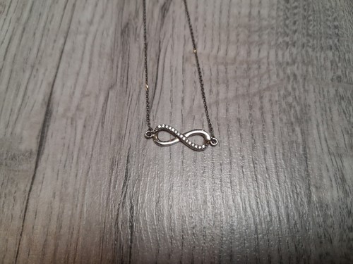Samuel infinity necklace - h,