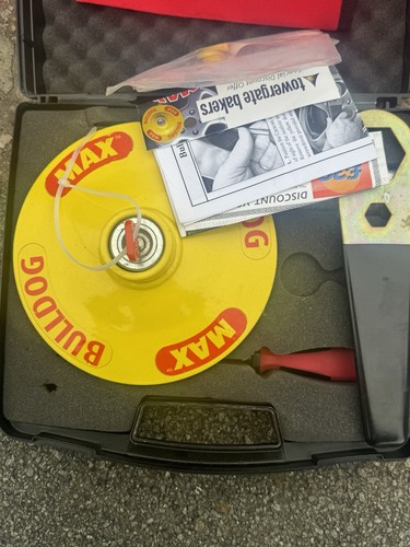 Bulldog wheel clamp used - bulldog,