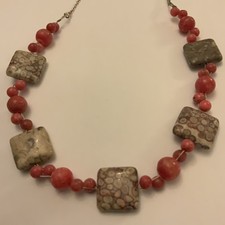 Vintage Coral Agate Necklace And Silver 24 Inches Long Very Striking ￼