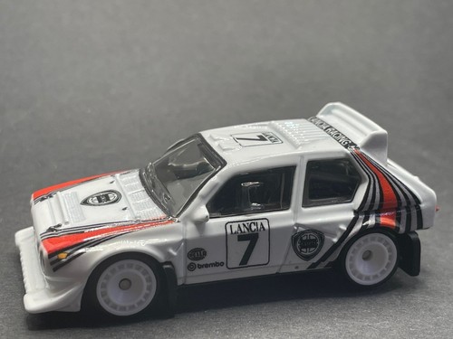 Hot wheels premium lancia - premium,