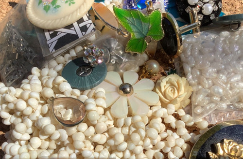 Costume jewelry broken craft - broken,