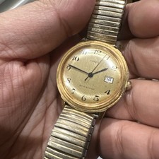 Runs Vintage 1970's Timex 36MM