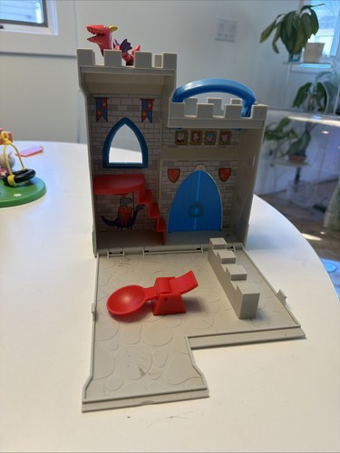 Peppa pig little castle fort - castle,