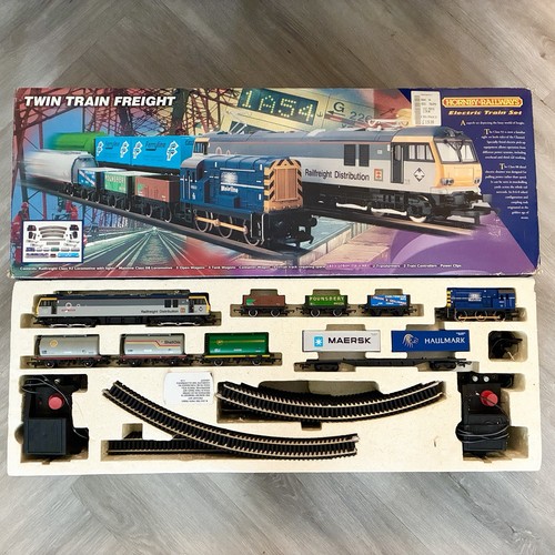 Hornby r1002 twin train - hornby,
