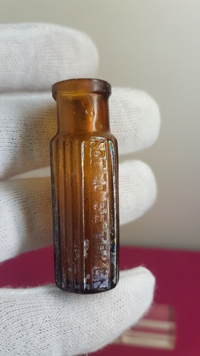Australian antique amber - antique,