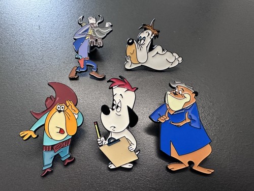 Droopy the dog enamel pin - x,