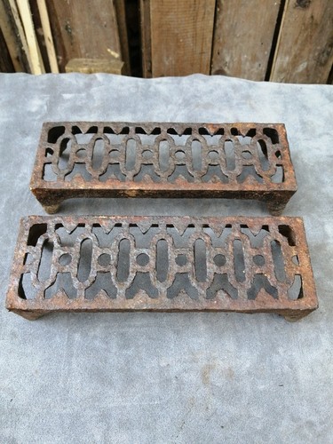 Vintage cast iron - air, bricks
