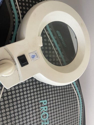 Magnifying light - magnifying,