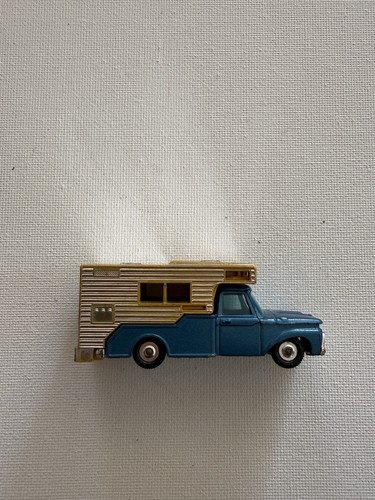 Husky ford camper f350 - husky, vintage