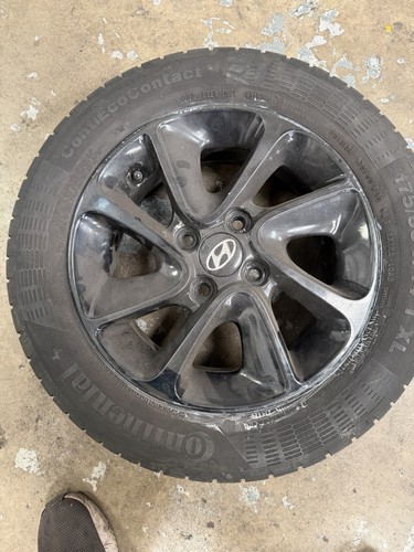 Hyundai i10 wheel and tyre - i10,