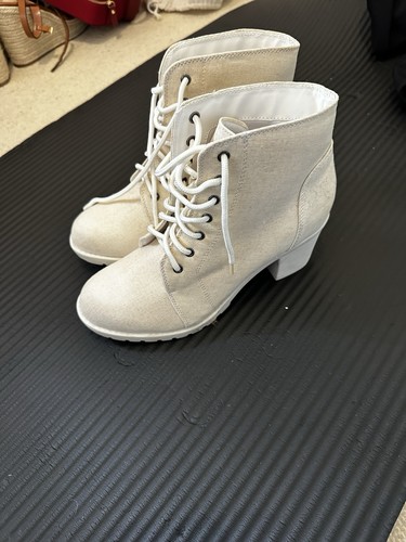 Women cream lace - women’s,