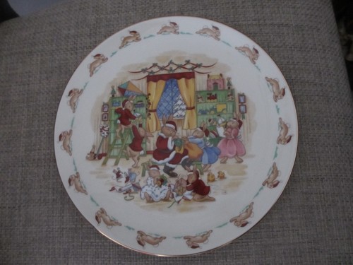 Royal doulton bunnykins help - royal,