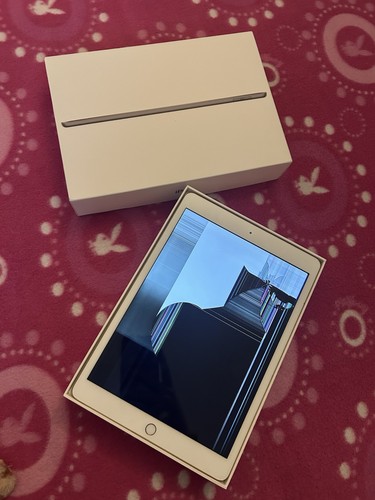 Apple ipad 6th generation - ipad,