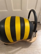 WHEELIE BUG RIDE ON BEE SCOOTER LARGE 3+ HIPPYCHICK