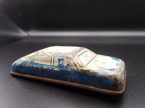 Vintage tin plate - car, model
