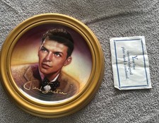 The Franklin Mint Frank Sinatra “Frankie” Commemorative Plate Number HA2145