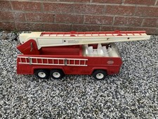 Vintage Large Tonka Fire Engine Metal Toy Truck Aerial Ladder 1970s