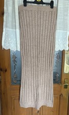 BNWOT Ladies size 14 maxi knitted winter skirt