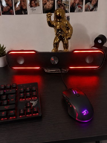 Light changing gaming soundbar - light,