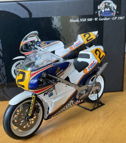 Minichamps motorcycle 12 - motorcycle, 1:12