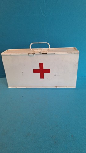 Vintage metal first aid - first,