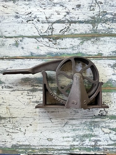 Antique primitive 1867 - primitive,