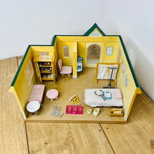 Vintage sylvanian families - sylvanian,