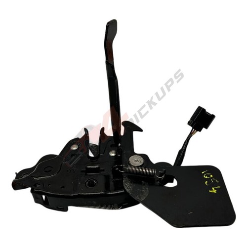 Nissan navara bonnet catch - bonnet,