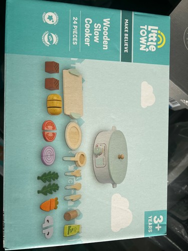 Wooden slow cooker play set - cooker,