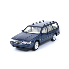 1:18 Volvo 960 Estate 1996