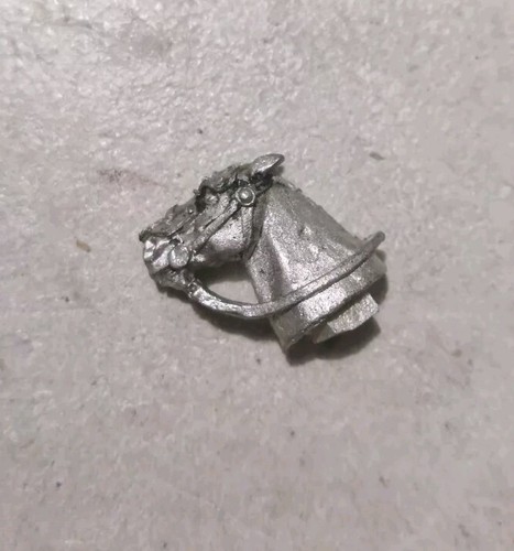 Warhammer horse head - horse,
