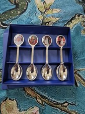 Royal Family Spoons collectors  royal memorabilia the Queen Kate william boxed 
