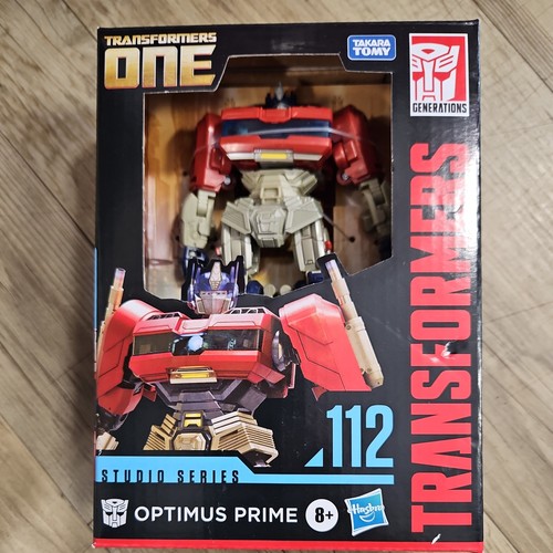 Optimus prime studio series - prime,