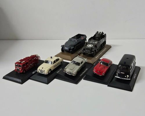Diecast vehicles bundle 43 - diecast,