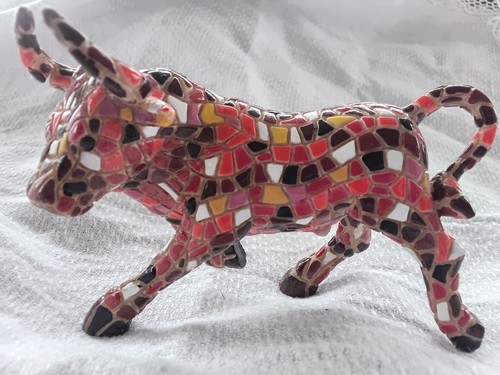 Mosaic bull figure ceramic red - figure,