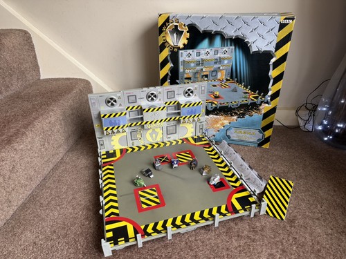 Robot wars minibots battle - robot,