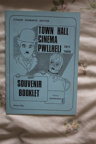 Town hall cinema pwllheli - town,