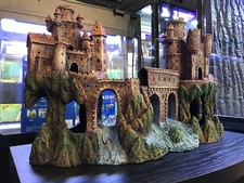 Extra large castle - large,