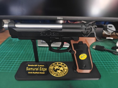 Resident evil beretta - evil,