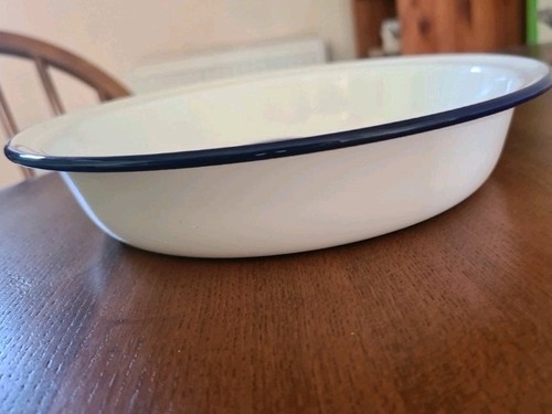 Falcon enamelware pie dish - falcon,